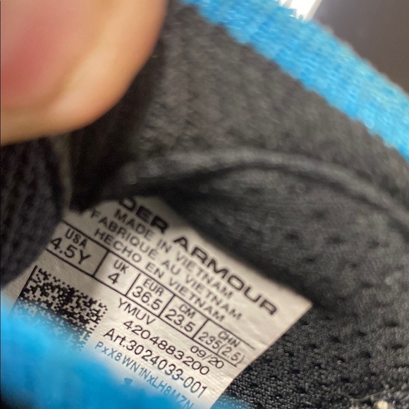 Under Armour Curry‎ Flow 8 black tie dye kids size 4.5 youth sneaker - Picture 7 of 7